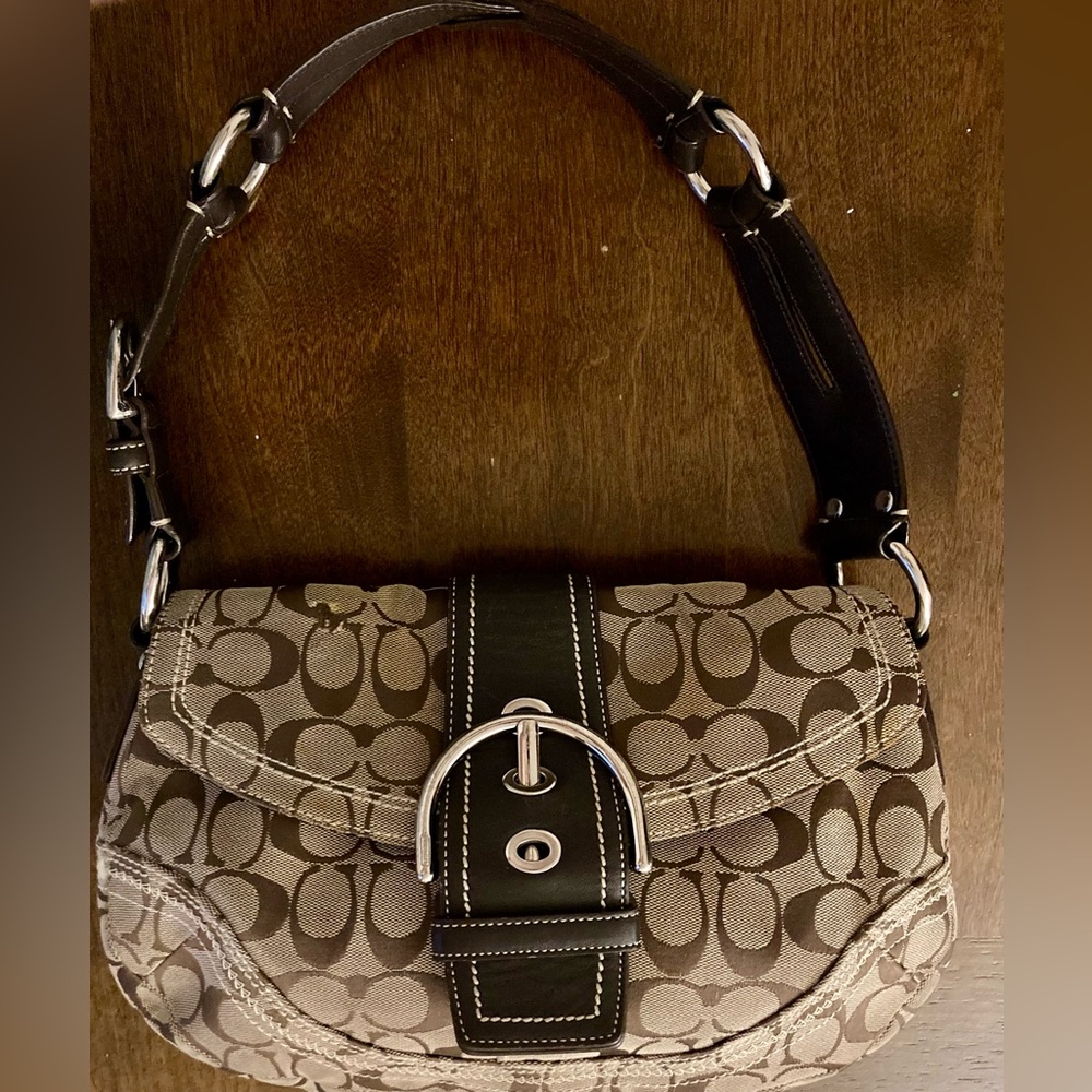 Vintage Signature *AUTHENTIC* Coach Boho Shoulder Purse K0693-10603